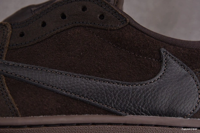 HYPE Low Travis OG 1 x Scott Jordan DM7866-202 Air Velvet Brown 0727